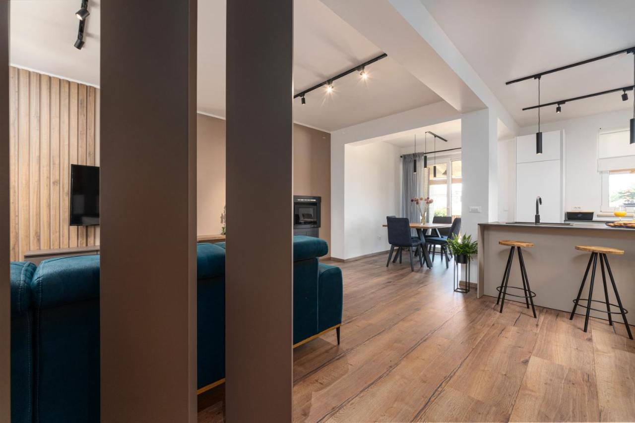 Holiday Home Maslina Πόρετς Εξωτερικό φωτογραφία